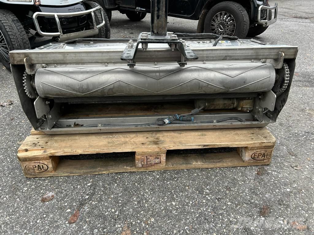 Ventrac SA250 Εκχιονιστικά