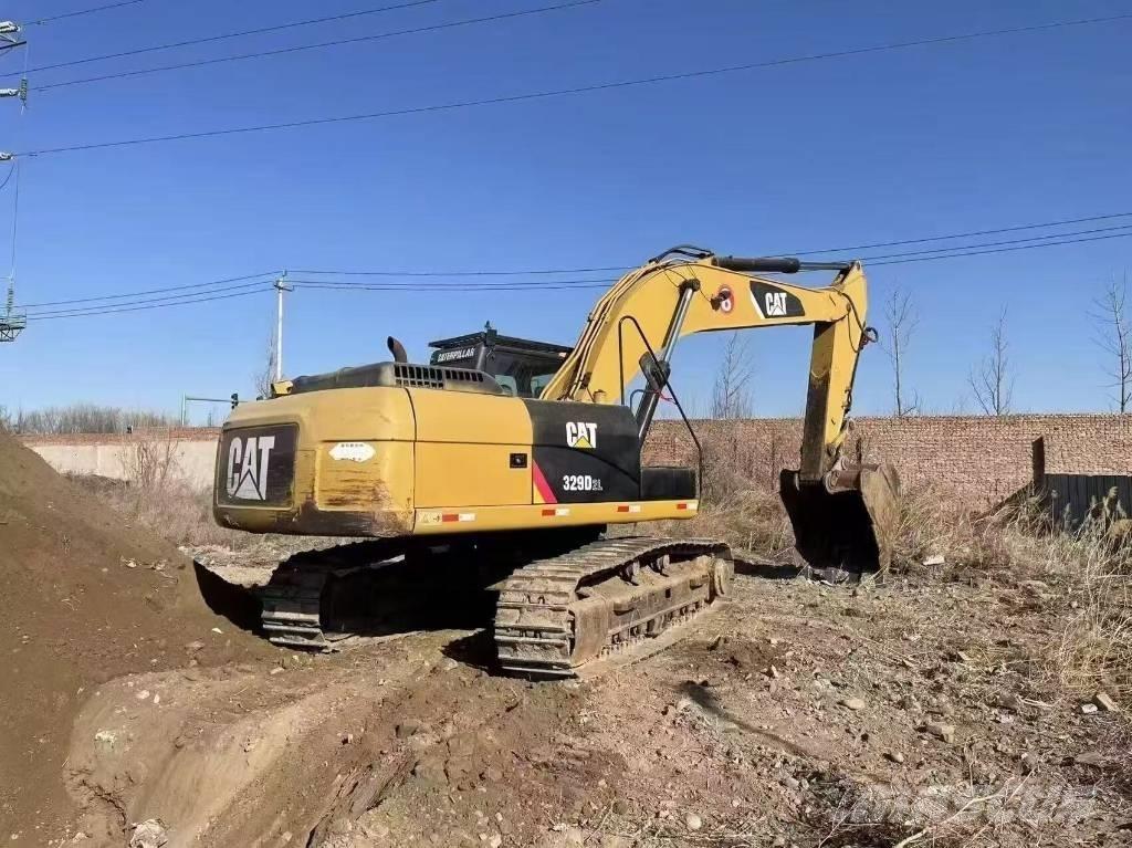 CAT 329 D2 Εκσκαφείς με ερπύστριες