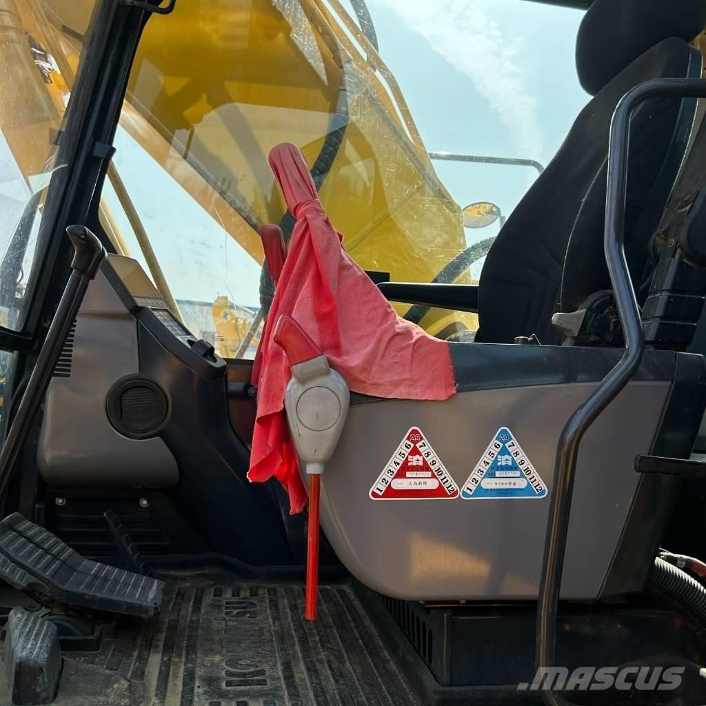 Komatsu 200-8 Εκσκαφείς με ερπύστριες