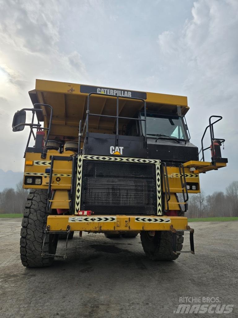 CAT 773 E Άκαμπτα Dumper με ανατρεπόμενο κάδο
