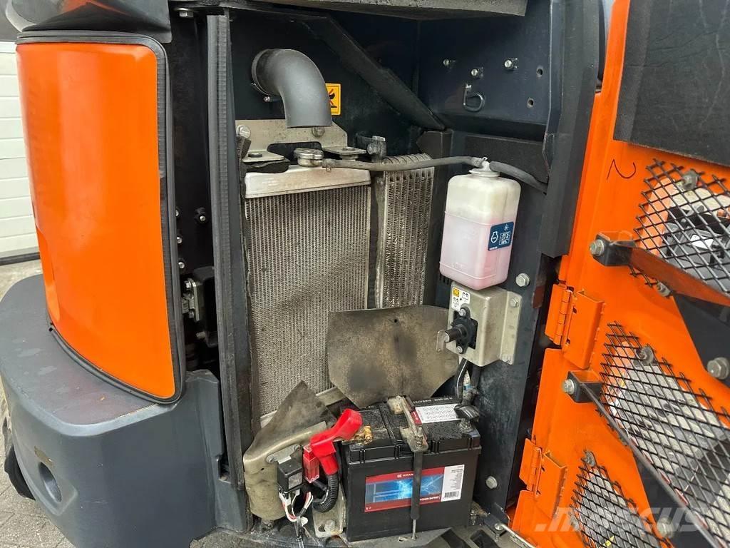 Hitachi ZX26U-6CR Εκσκαφάκι (διαβολάκι) < 7t