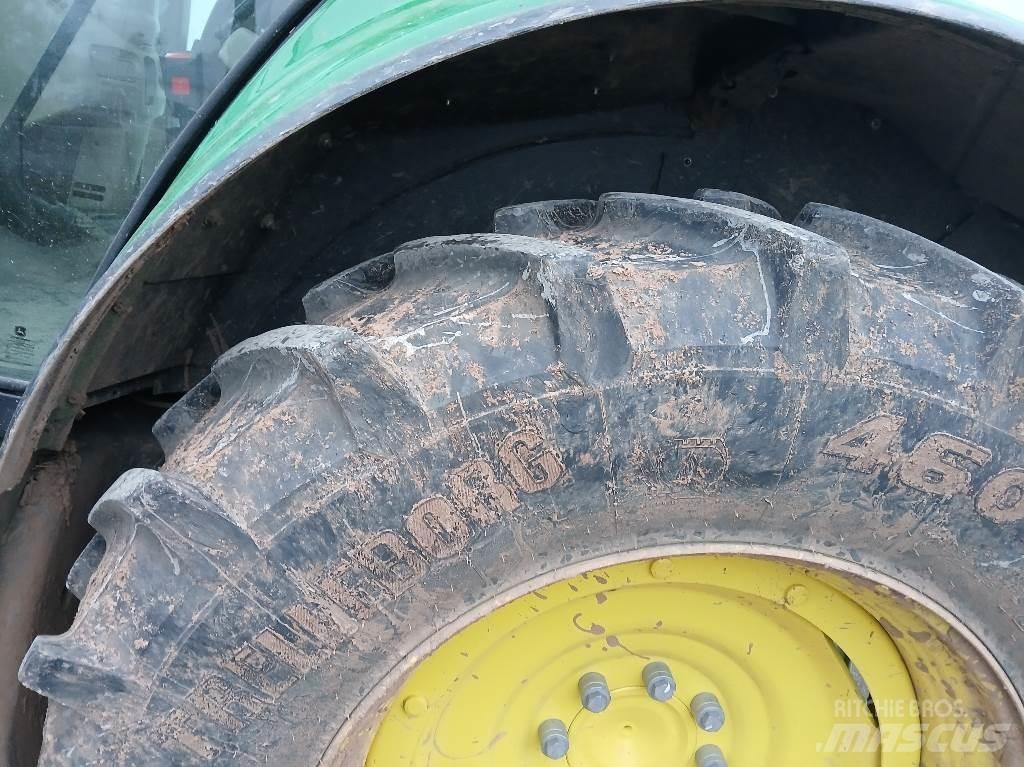 John Deere 6130M Τρακτέρ