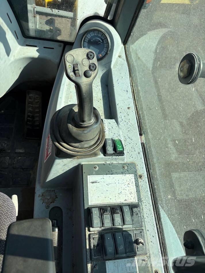 Kramer 850 Φορτωτές με λάστιχα (Τροχοφόροι)