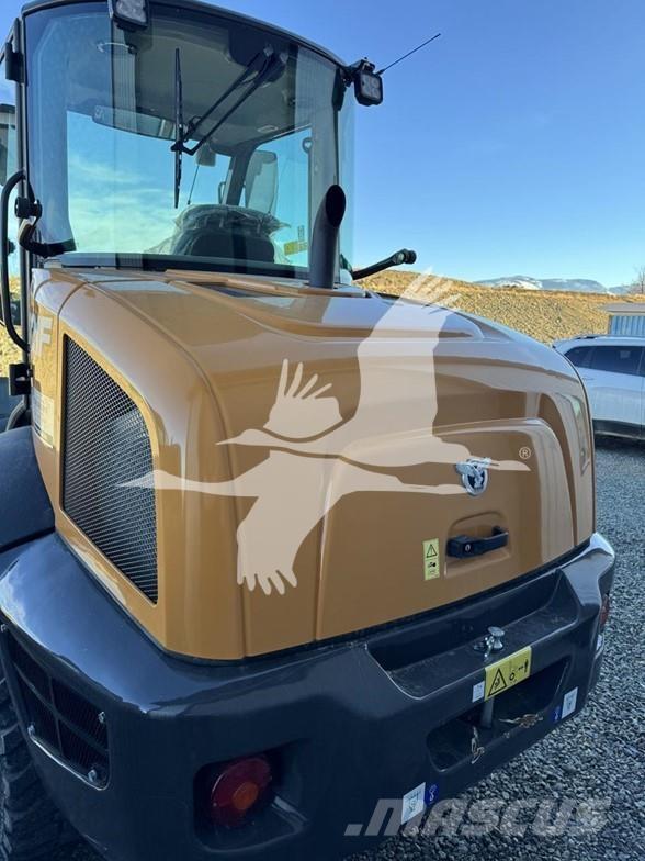 CASE 221F Φορτωτές με λάστιχα (Τροχοφόροι)