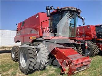 Case IH 8250 Θεριζοαλωνιστικές μηχανές