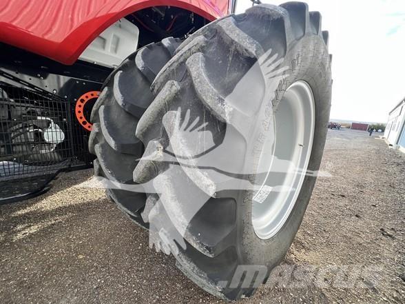 Case IH 8250 Θεριζοαλωνιστικές μηχανές