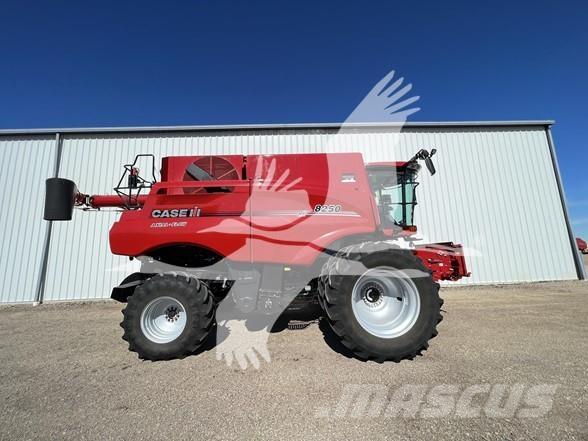 Case IH 8250 Θεριζοαλωνιστικές μηχανές
