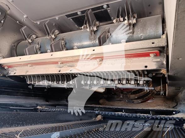 Case IH 8250 Θεριζοαλωνιστικές μηχανές