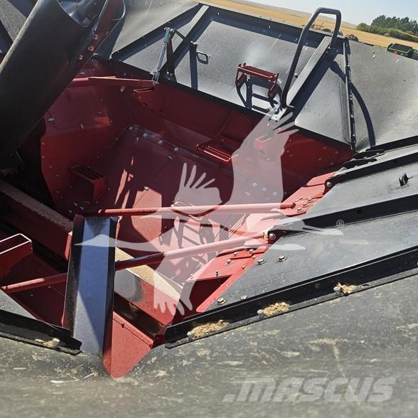 Case IH 8250 Θεριζοαλωνιστικές μηχανές