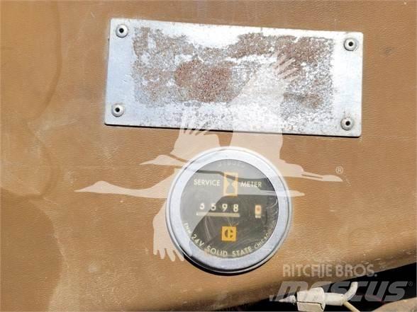 CAT 235 Εκσκαφείς με ερπύστριες