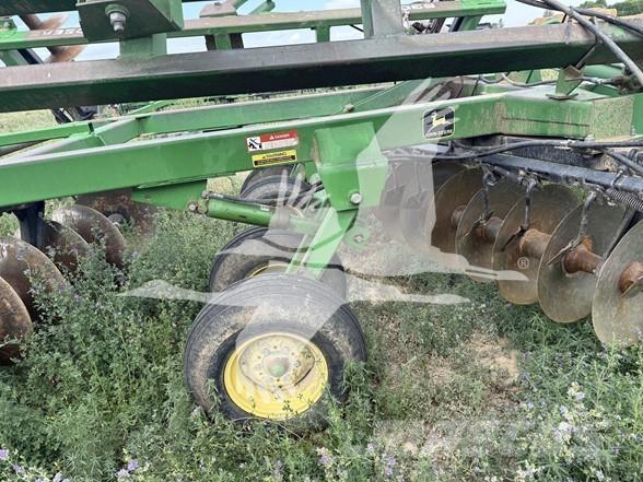 John Deere 630 Δισκοσβάρνες