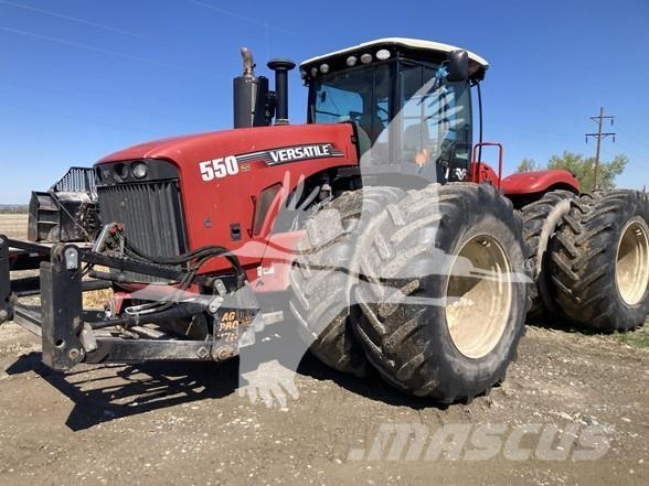 Versatile 550 Τρακτέρ