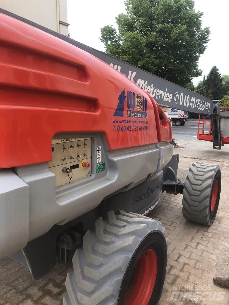 SkyJack SJ 66 T Ανυψωτήρες με αρθρωτό βραχίονα