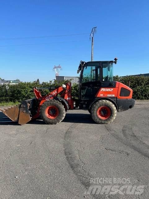 Kubota R 082 Φορτωτές με λάστιχα (Τροχοφόροι)