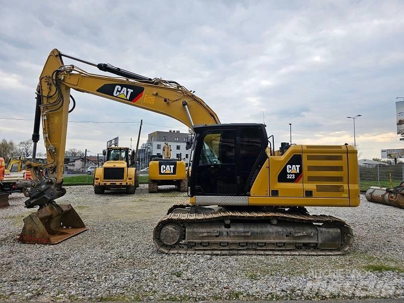 CAT 323-07B Εκσκαφείς με ερπύστριες