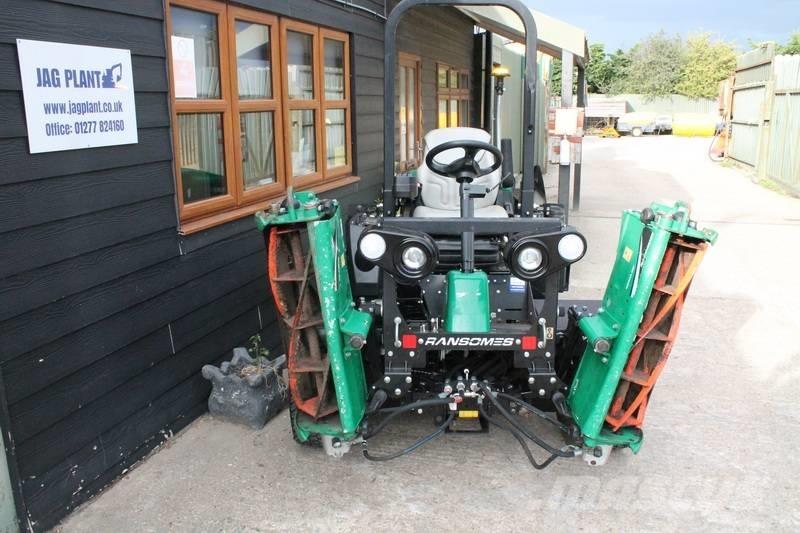 Ransomes Parkway3 Χορτοκοπτικά με καθιστό χειριστή