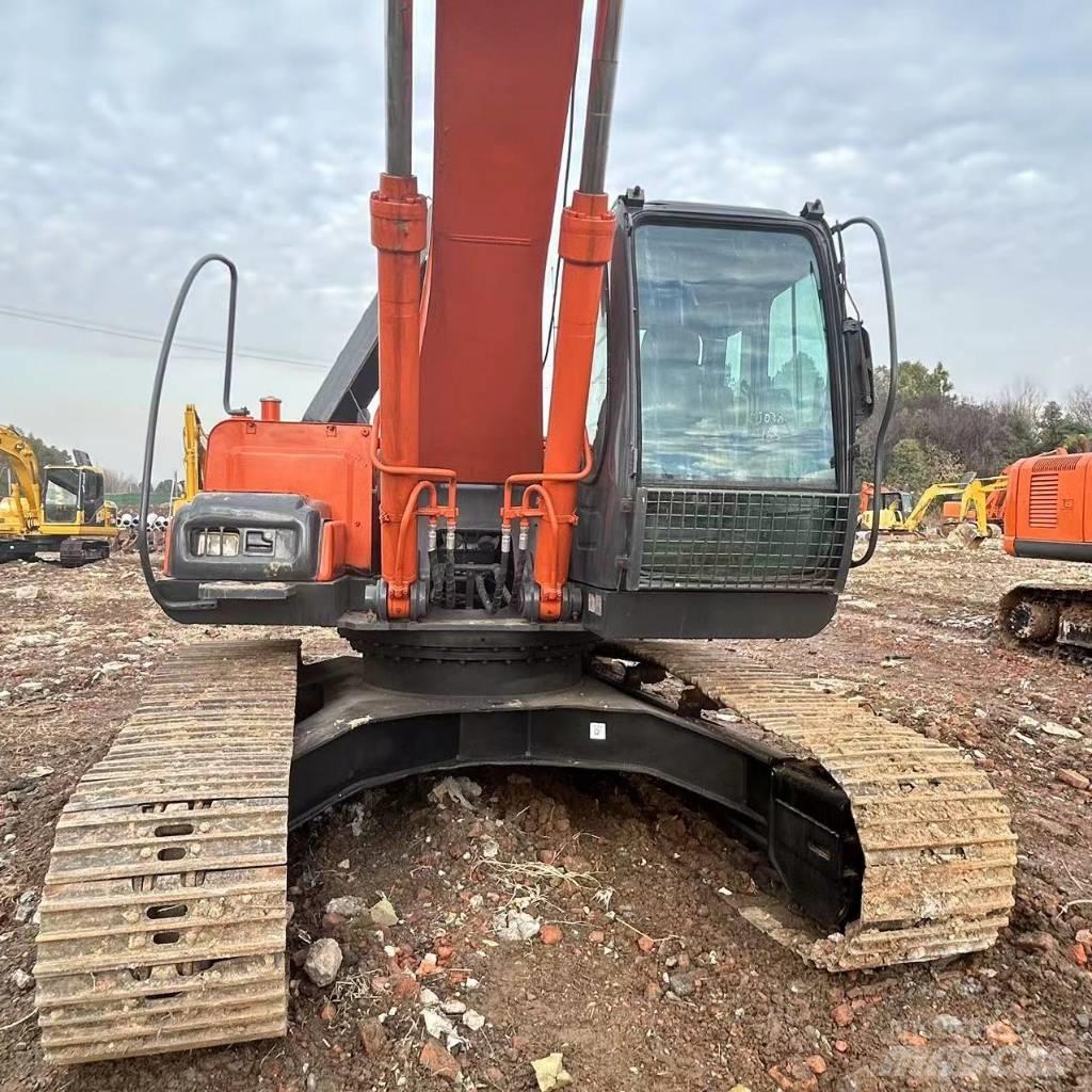 Hitachi ZX 240 Εκσκαφείς με ερπύστριες