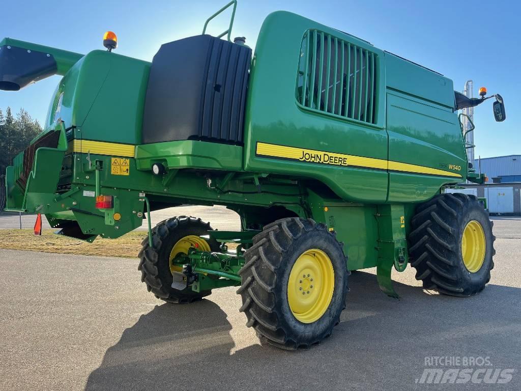 John Deere W540 Θεριζοαλωνιστικές μηχανές