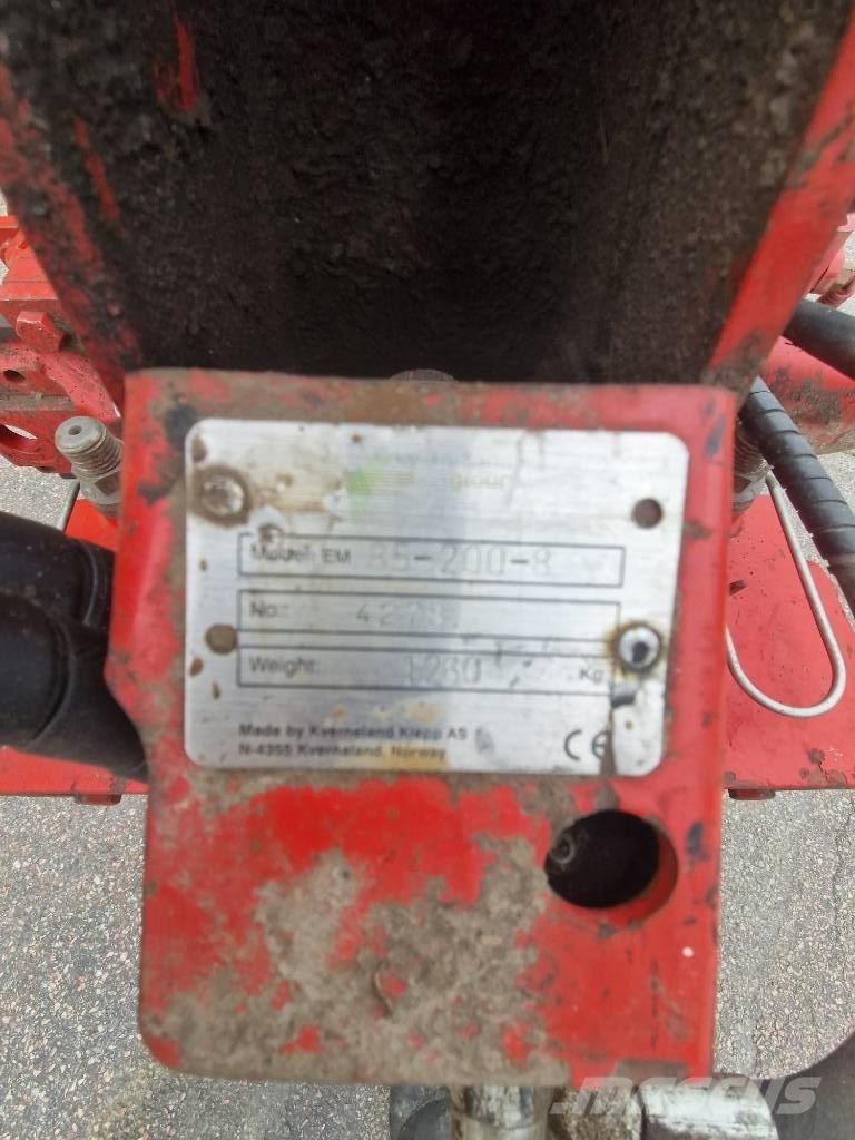 Kverneland EM85 Αναστρεφόμενα άροτρα