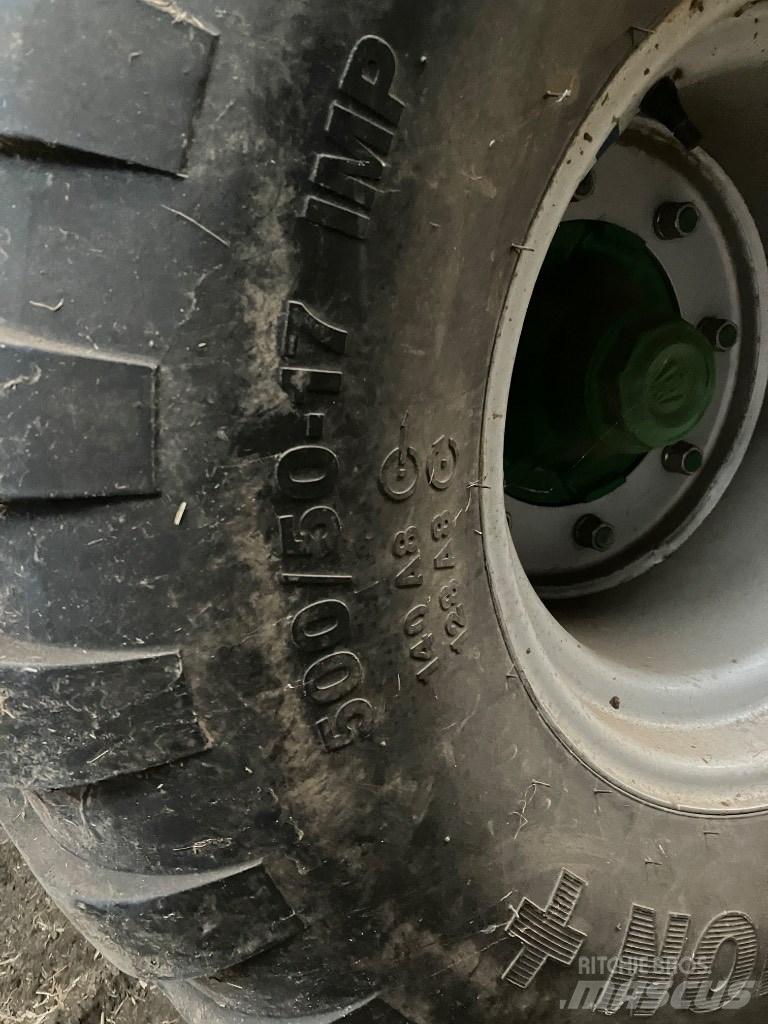 McHale F5400 Πρέσες κυλινδρικών δεμάτων