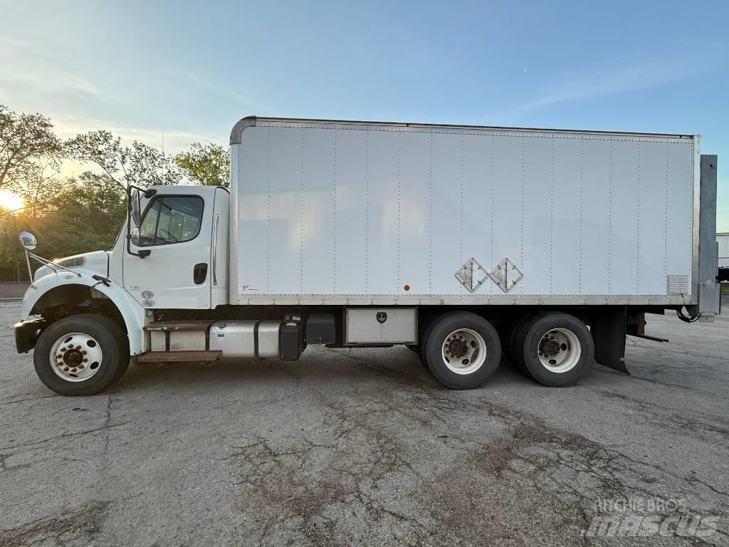 Freightliner M 106 Φορτηγά Κόφα