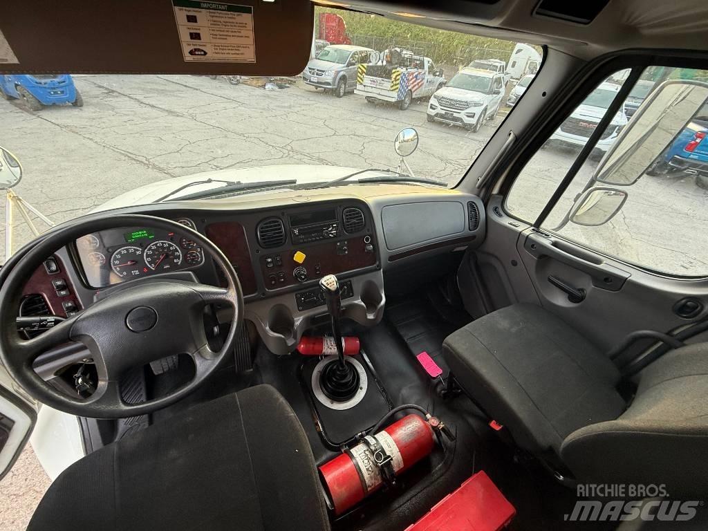 Freightliner M 106 Φορτηγά Κόφα