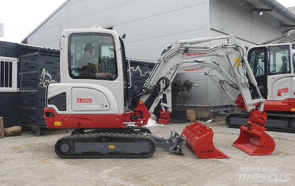 Takeuchi TB225 Εκσκαφάκι (διαβολάκι) < 7t