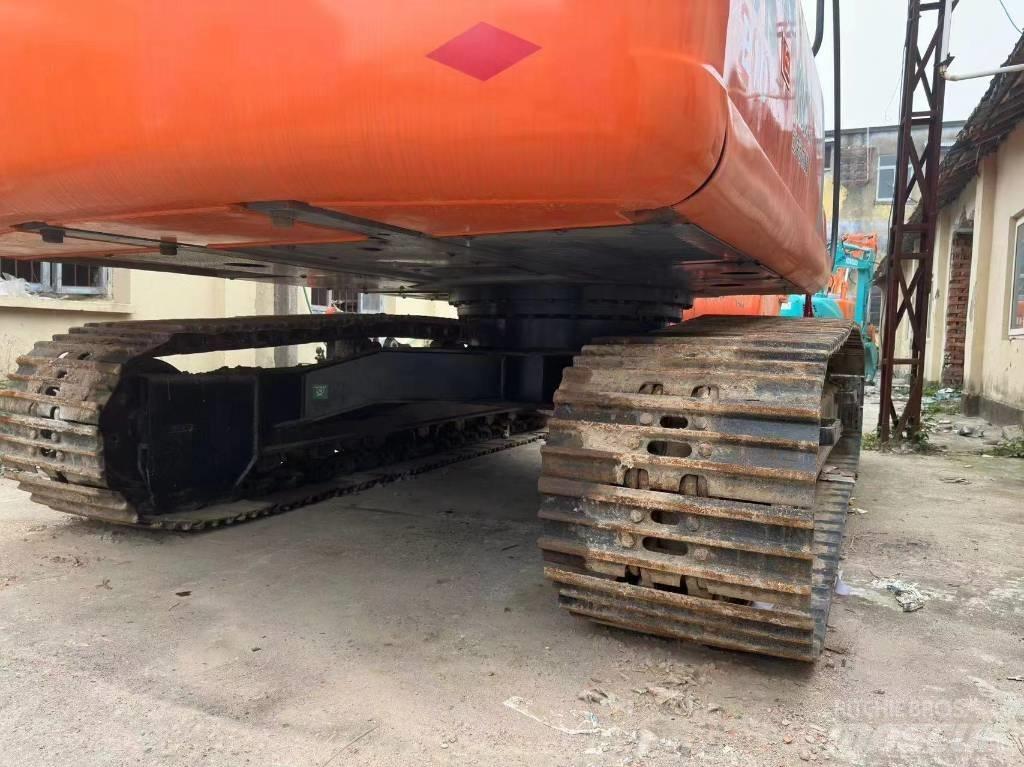 Hitachi ZX 210 Εκσκαφείς με ερπύστριες