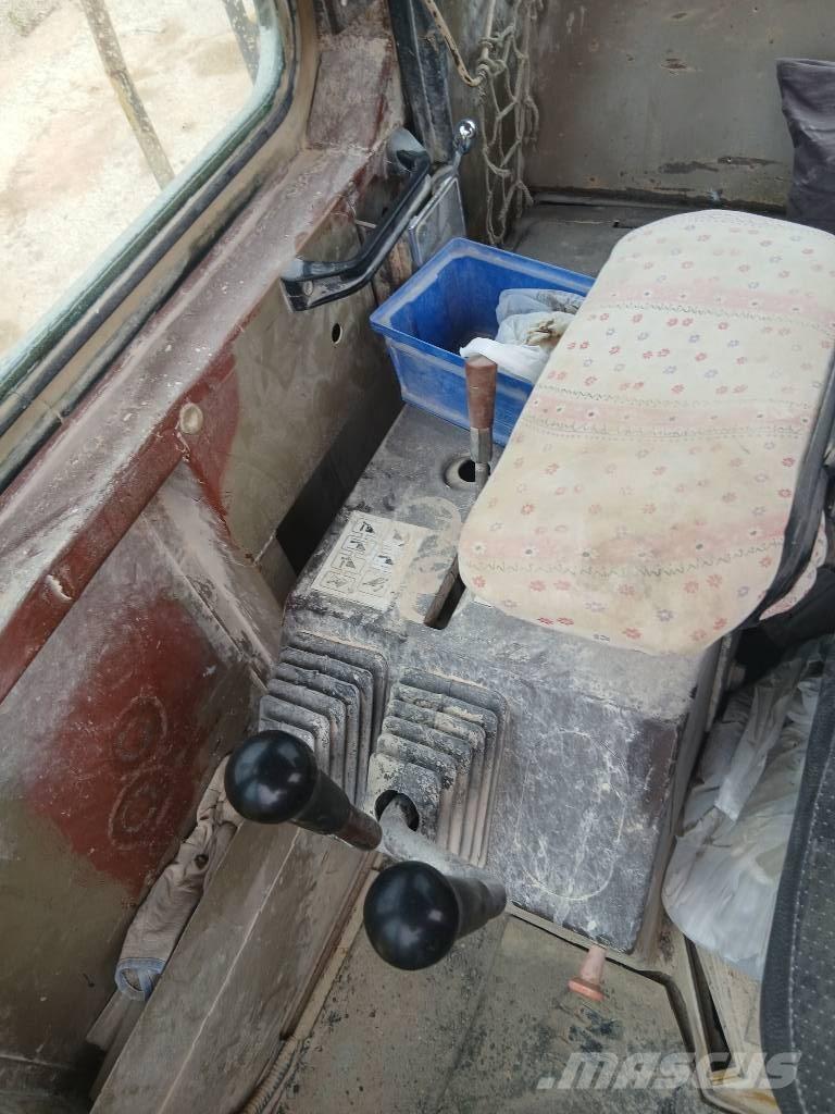 Komatsu WA 600-1 Φορτωτές με λάστιχα (Τροχοφόροι)