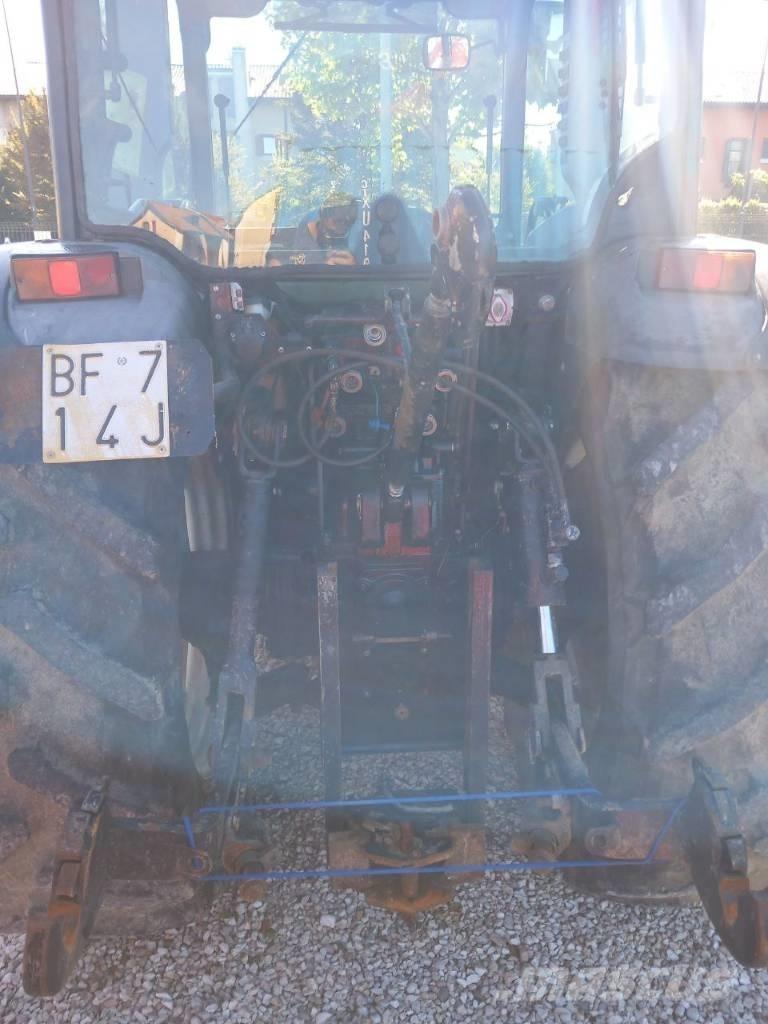 New Holland T4040F Τρακτέρ