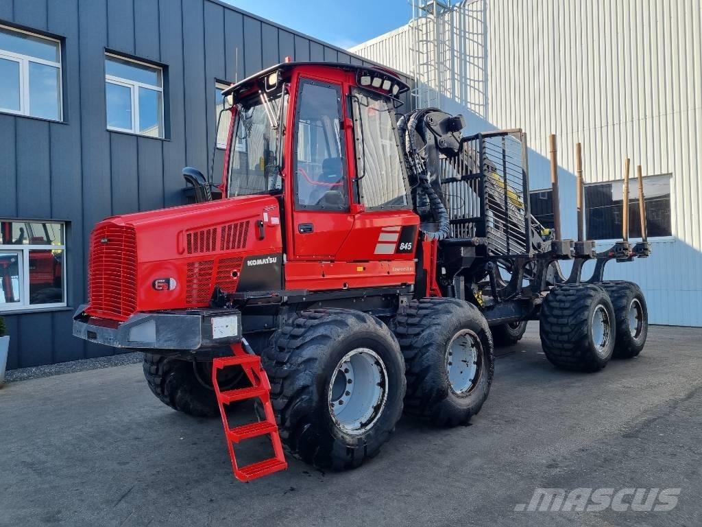 Komatsu 845 Μεταφορείς ξυλείας