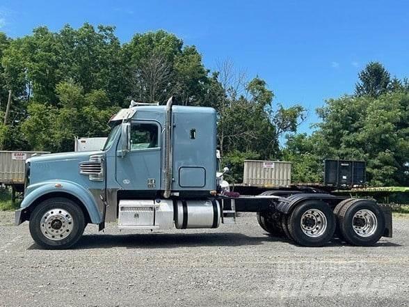 Freightliner 122SD Τράκτορες