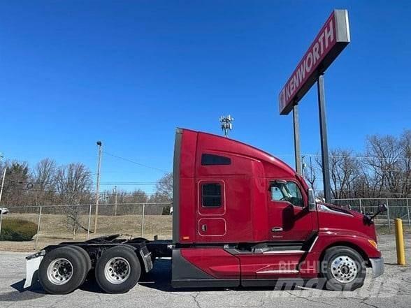 Kenworth T680 Τράκτορες
