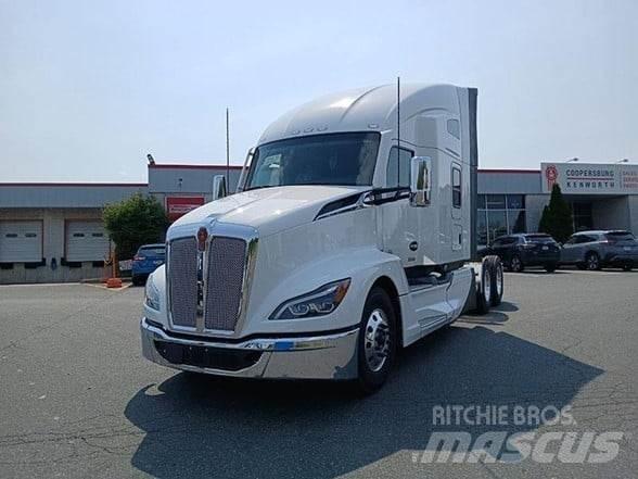 Kenworth T680 Τράκτορες