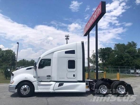 Kenworth T680 Τράκτορες