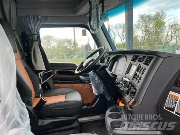 Kenworth T680 Τράκτορες