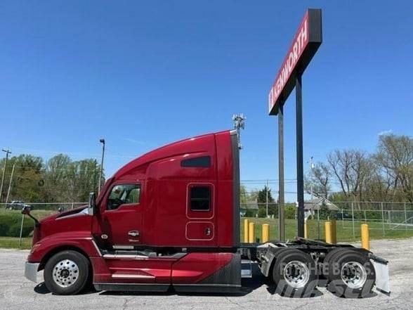Kenworth T680 Τράκτορες