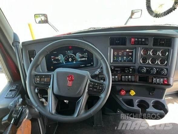 Kenworth T680 Τράκτορες