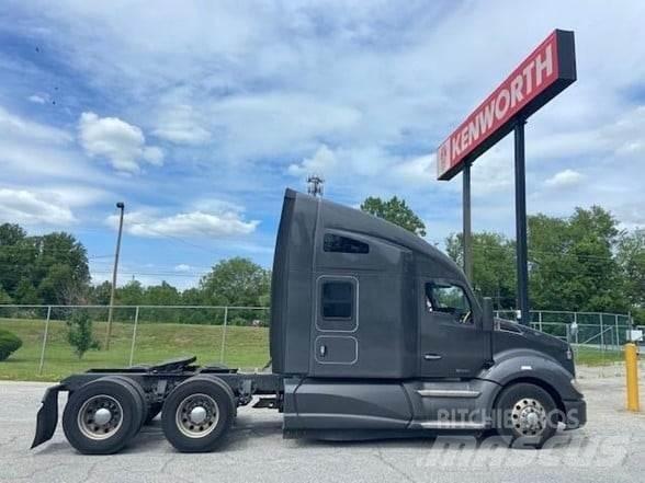 Kenworth T680 Τράκτορες