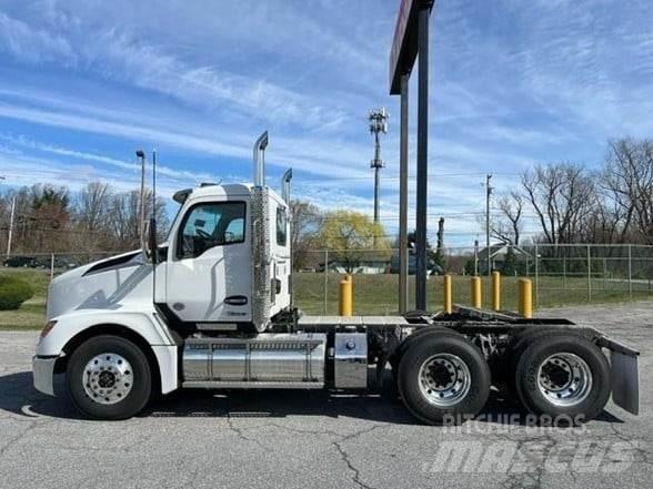 Kenworth T680 Τράκτορες