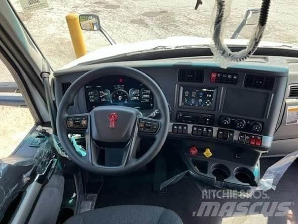 Kenworth T680 Τράκτορες