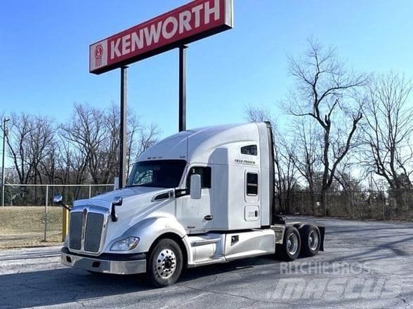 Kenworth T680 Τράκτορες
