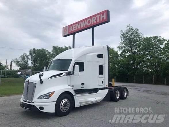 Kenworth T680 Τράκτορες