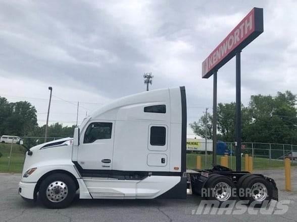 Kenworth T680 Τράκτορες