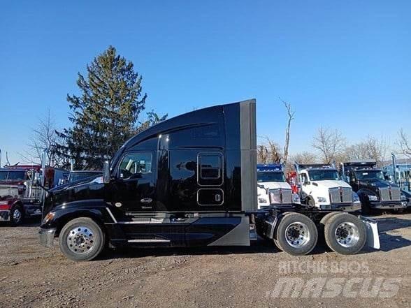 Kenworth T680 Τράκτορες
