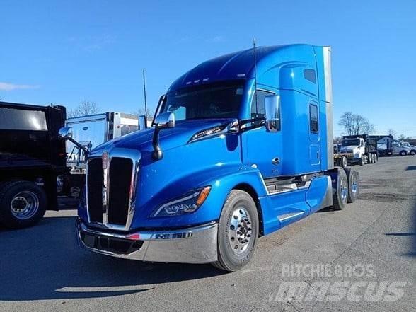 Kenworth T680 Τράκτορες