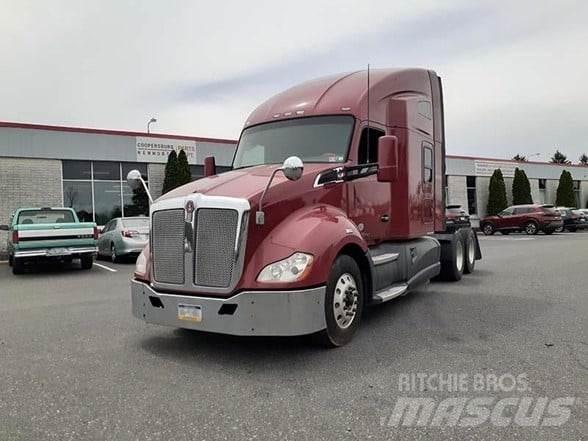Kenworth T680 Τράκτορες