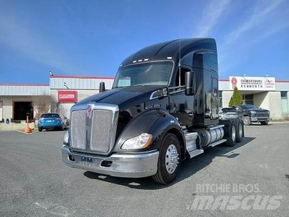 Kenworth T680 Τράκτορες