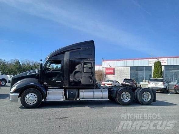 Kenworth T680 Τράκτορες