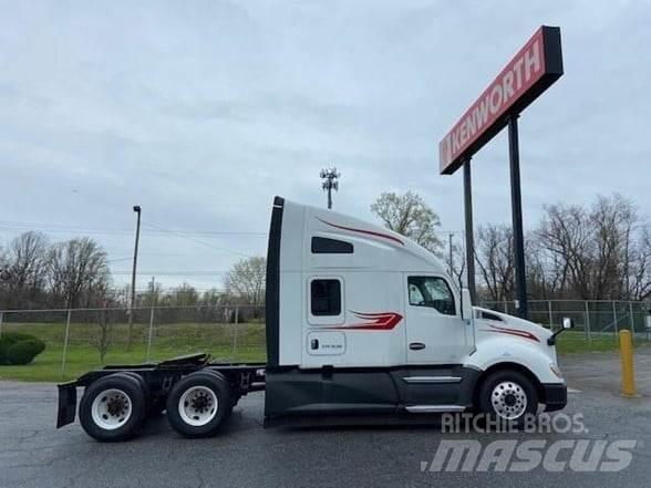 Kenworth T680 Τράκτορες